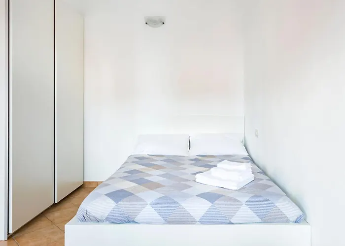 Apartament Tiny House La Grola